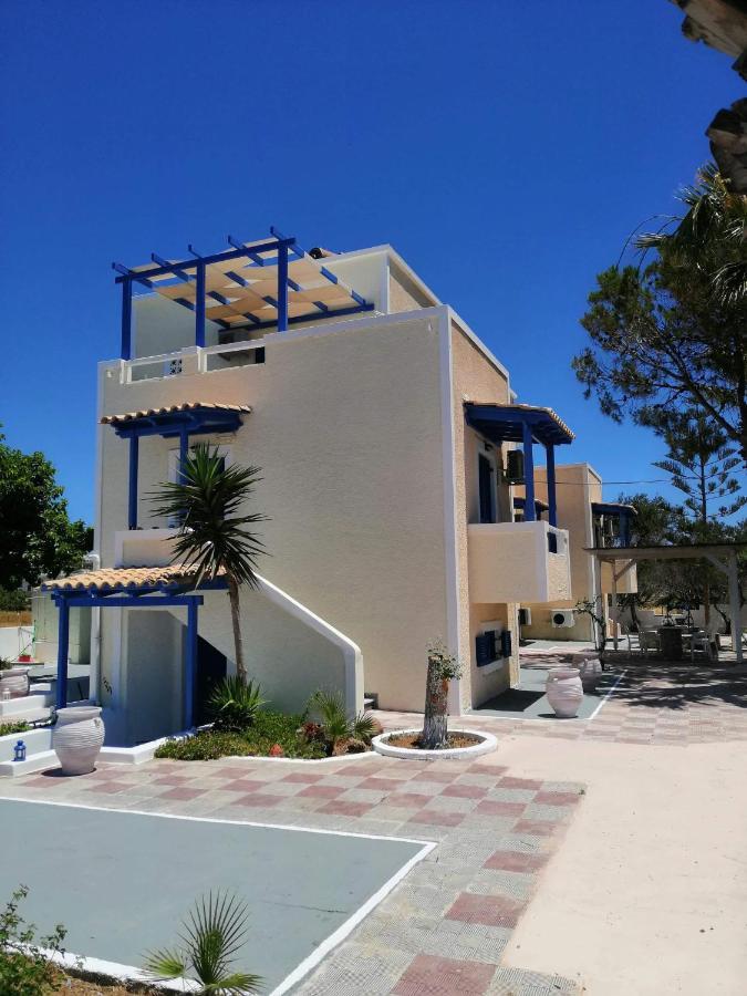 Anemelia Hotel Adamas Exterior photo