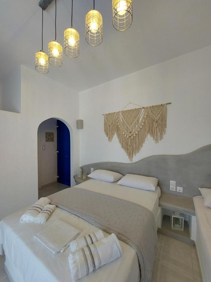 Anemelia Hotel Adamas Exterior photo
